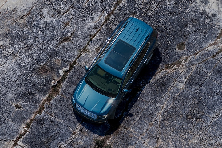 Quemacocos y parte superior de GMC Acadia 2026